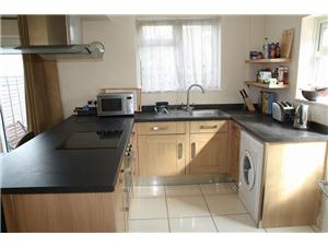 KITCHEN- click for photo gallery